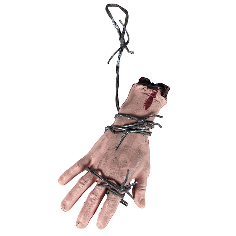 Mano sangrienta con alambre