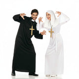 Pareja de Cura y Monja Novicia