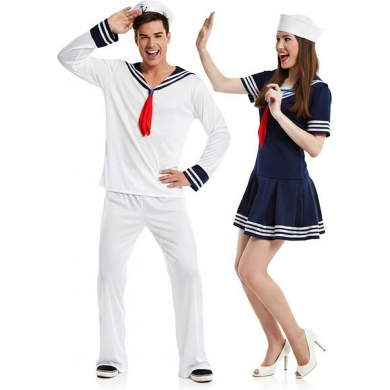 Pareja Marineros Crucero