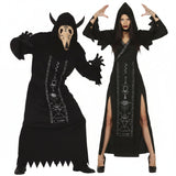Pareja de Baphomet y Hechicera Satánica