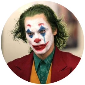 Abraza el lado oscuro de la comedia con nuestros disfraces de Joker para Halloween. ¡Ríete mientras aterrorizas!