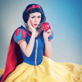 Disfraz de Blancanieves para niña y mujer