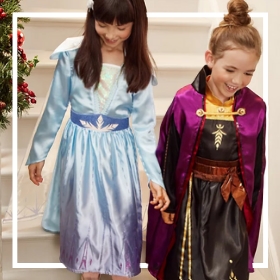 Compra online los disfraces de Elsa y Anna Frozen para niñas más originales