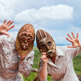 Disfraces de tribu y africanos para fiestas y Carnaval