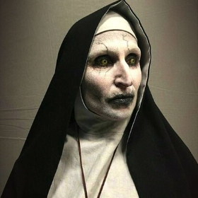 Disfraces de Monja Valak para Halloween y fiestas de miedo